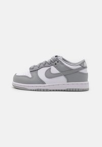 Atlasīts, white/light smoke grey/white