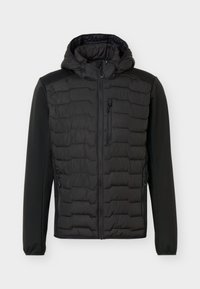 Επιλέχθηκε, basic black