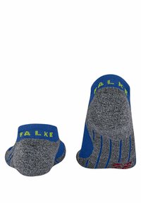 Calzini alla caviglia blu e grigi con una superficie testurizzata, con il logo "FALKE" in verde brillante e suola imbottita per il massimo comfort.
