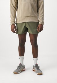 Nike Performance FLEX REP - Pantalón corto de deporte - medium olive/black