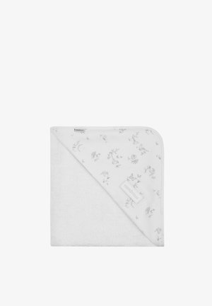 Toalla blanca para bebé con capucha, decorada con un delicado estampado de flores y mariposas en la capucha, y una pequeña etiqueta de la marca Cambrass.