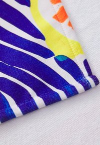 On Vacation SANTORINI BEACH TOWEL - Rantapyyhe - multi