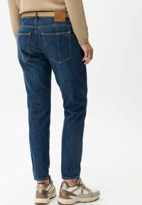 BRAX Vaqueros rectos - dark blue