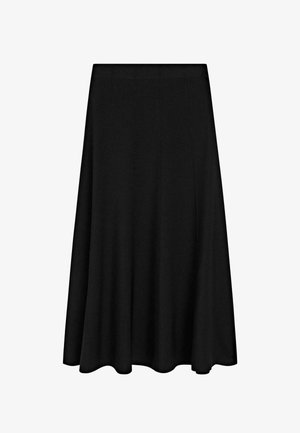 Gonna maxi nera realizzata in tessuto morbido; presenta un design svasato con cuciture verticali, offrendo una silhouette fluida.