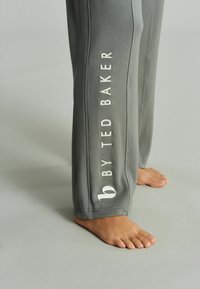 B by Ted Baker WIDE LEG REGULAR FIT - Teplákové kalhoty - grey