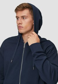 QS Zip-up sweatshirt - tiefblau