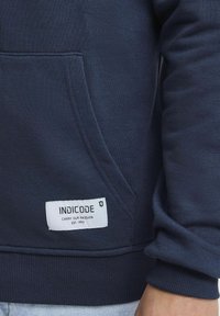 Thumbnail Image 4