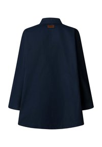 Marineblauer Mantel aus leichtem Stoff, mit geradem Schnitt, weiten Ärmeln und einem kleinen Lederfleck auf der Rückseite.