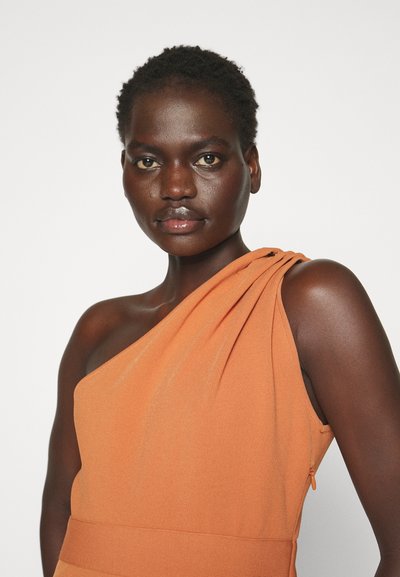 Hervé Léger DRAPED MILANO MIDI DRESS HARDWARE - Φόρεμα σε ίσια γραμμή - ginger