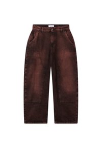 Pantaloni in denim marrone a gamba larga, con grandi tasche frontali, chiusura con bottone e una texture sbiadita su tutta la superficie.