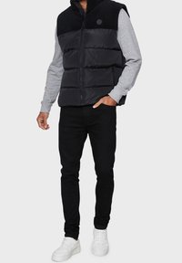 Threadbare Weste - black
