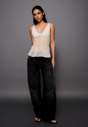 Bershka, STRAPPY WITH LACE - TOP - Blouse - beige