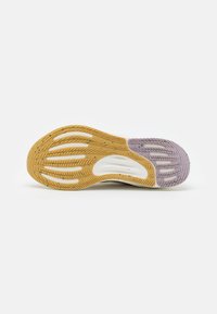 adidas Performance SUPERNOVA STRIDE  - Chaussures de running sur route - crystal sand/green spark/preloved fig