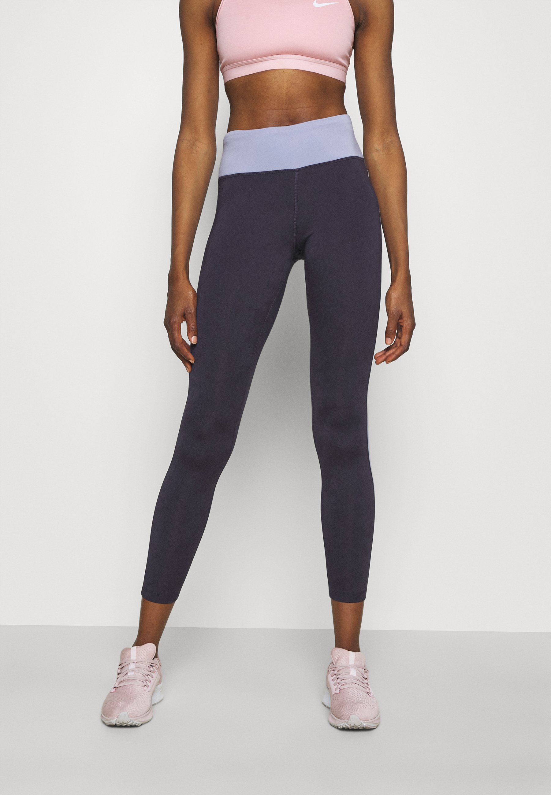 nike performance deluxe