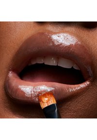 MAC LIPGLASS - Huulikiilto