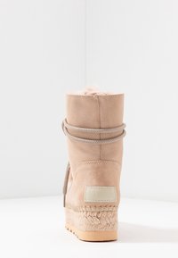 Vidorreta Zimní obuv - nude