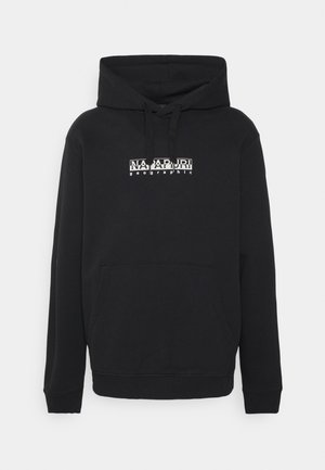 Sudadera con capucha negra hecha de tela suave, que cuenta con un bolsillo tipo canguro en la parte frontal, puños y dobladillo de canalé, y un estampado de logo blanco en el pecho.