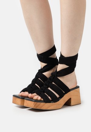 ASRA JAZZ - Sabots - black