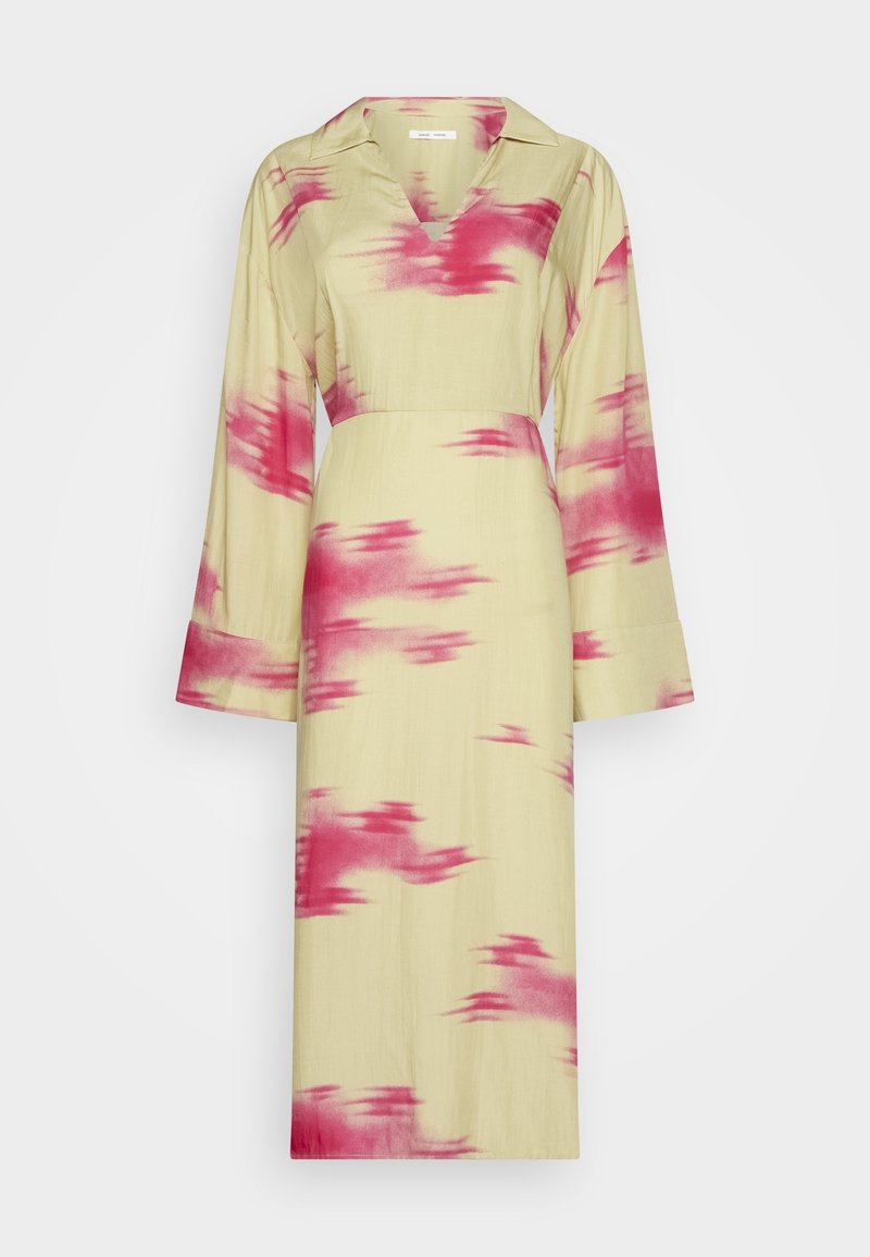 Abito midi a maniche lunghe con scollatura a V, ampi polsini, base beige e motivi a pennellate irregolari di un brillante rosa.