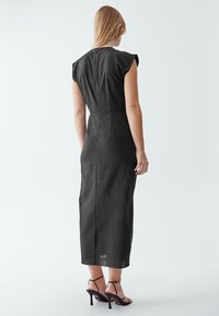 CALLI JORJA MIDI - Robe de jour - black