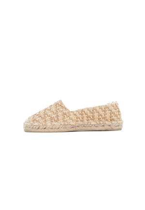 Scarpa espadrilla beige intrecciata senza lacci con suola in juta intrecciata e tomaia in tessuto strutturato, mostrata di lato su sfondo bianco.