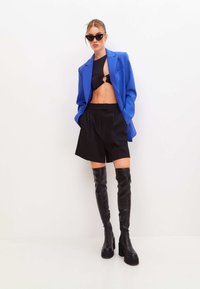 Cesare Gaspari Overknees - black