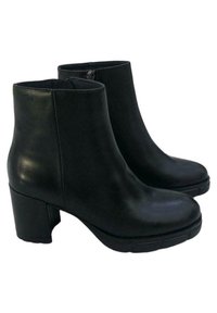 CallagHan Tronchetti - black