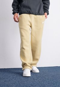 Hummel MATCH POINT MP - Sportcipő - bright white