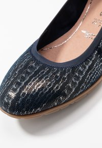 Tamaris Klassischer Ballerina - navy