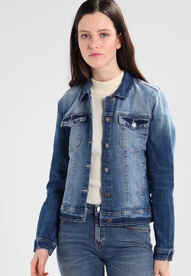 Hollister Co. Jeansjacka medium washblå denim Zalando.se Hollister Co. Jeansjacka medium washblå denim Zalando.se