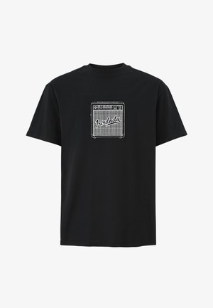 T-shirt nera a maniche corte con un disegno a linee bianche di un amplificatore per chitarra e la scritta "Iriedaily" al centro davanti.