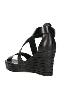 Wojas Sandali con plateau - black