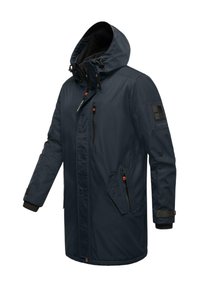 Parka bleu marine avec capuche, fermeture éclair à l'avant et plusieurs poches. Comprend un doublure douce, des poignets élastiques et un écusson logo sur la manche.