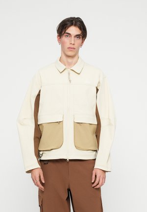SMITH SUMMIT - Lengva striukė - khaki/parachute beige/mosswood brown/white