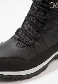 Thumbnail Image 6