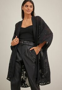 Next LONGLINE KIMONO COVER-UP - Nyári dzseki - black burnout