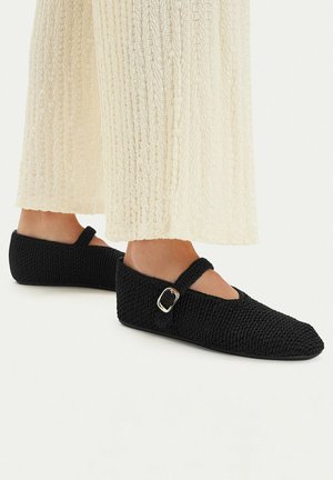 BADURA, BADURA WOMEN'S BALLET FLATS BLACK - Bailarinas con hebilla - black
