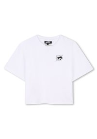 Camiseta blanca recortada de algodón, con mangas cortas y un logo negro de DKNY impreso en la parte izquierda del pecho.