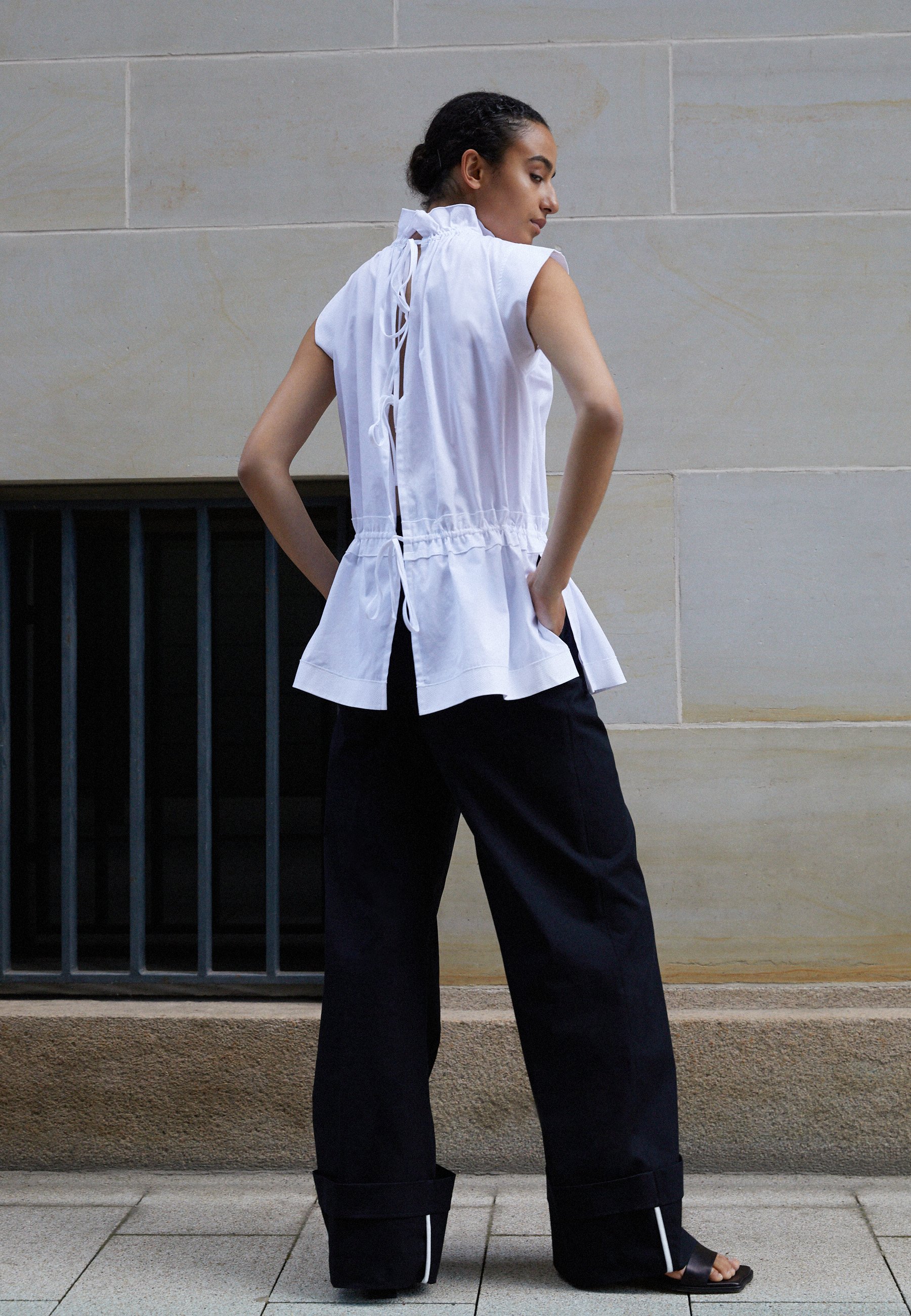 Women SLEEVELESS RUFFLE NECK - Blouse Women SLEEVELESS RUFFLE NECK - Blouse