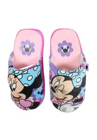 Les chaussons Minnie Mouse présentent un design multicolore avec du bleu et du rose, un intérieur rembourré, des accents floraux sur les talons et des graphismes de dessins animés.
