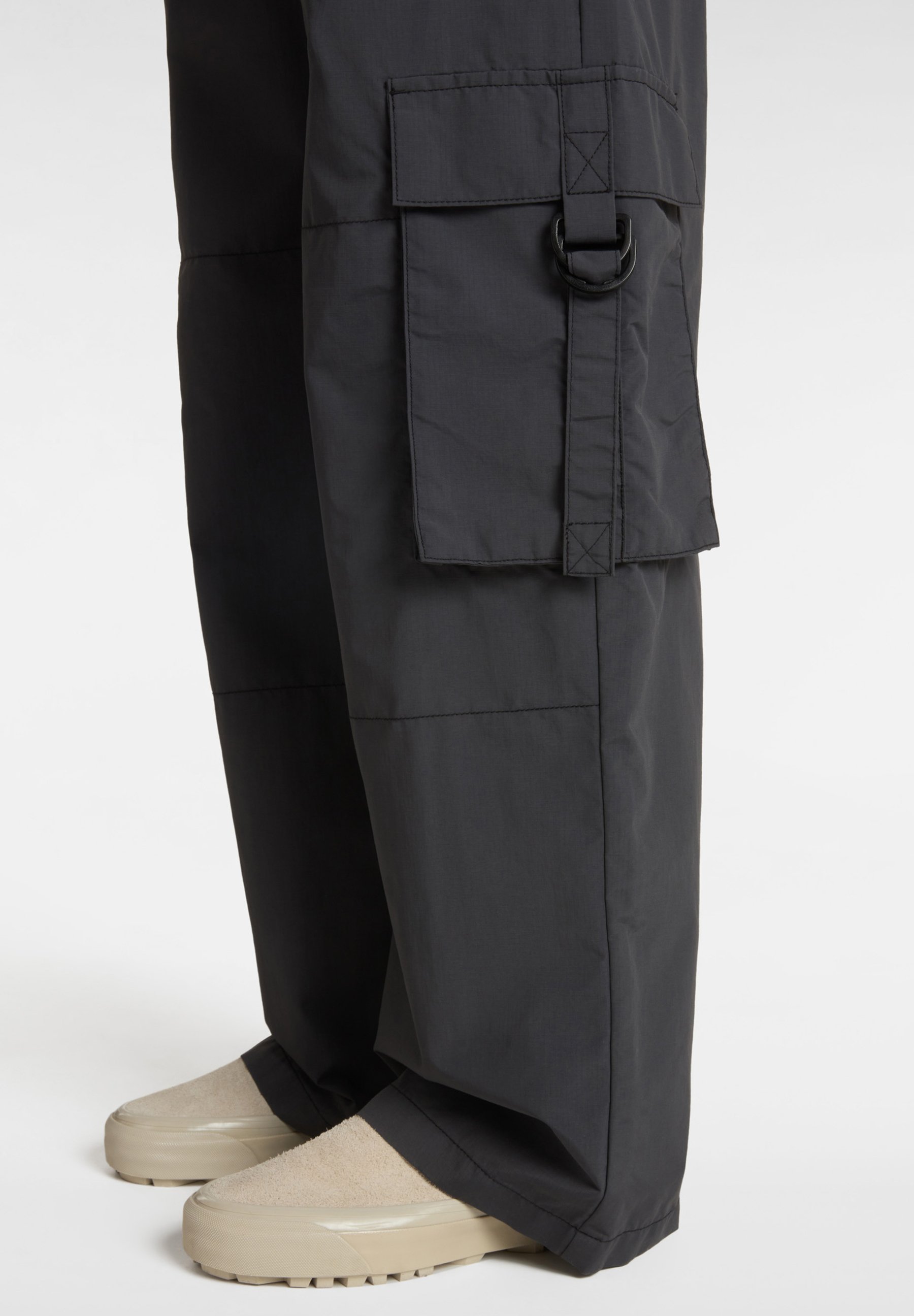 Vans COBRA CARGO - Cargo trousers - asphalt/black - Zalando.ie