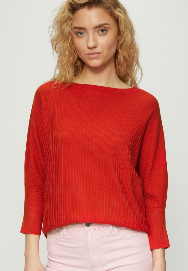 WEICHER MIT 3/4-FLEDERMAUSÄRMEL - Strickpullover - rot