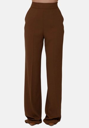 Pantaloni larghi marroni con vita alta, realizzati in tessuto liscio, con cuciture dritte e senza chiusure o decorazioni visibili.