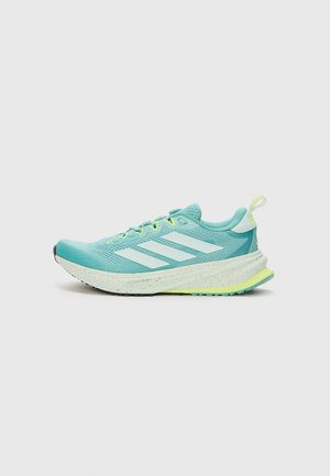 SUPERNOVA RISE  - Trail running shoes - mint ton/yellow