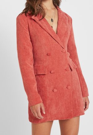 Robe de jour - coral