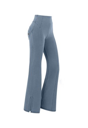 Freddy WR.UP® FLARE PUSH-UP - Farkkuleggingsit - denim blu medio blue seams