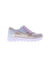 Sportowe buty z połączeniem metalicznego złota, delikatnego szarości oraz paneli w pastelowych odcieniach niebieskiego i lawendowego. Biała gumowa podeszwa z teksturowanym bieżnikiem.