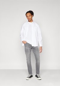 Esprit SOLID SHIRT SLIM FIT - Srajca - white