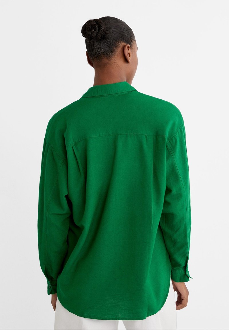 Segundas Rebajas Ofertas De Stradivarius Stradivarius Blusa Green