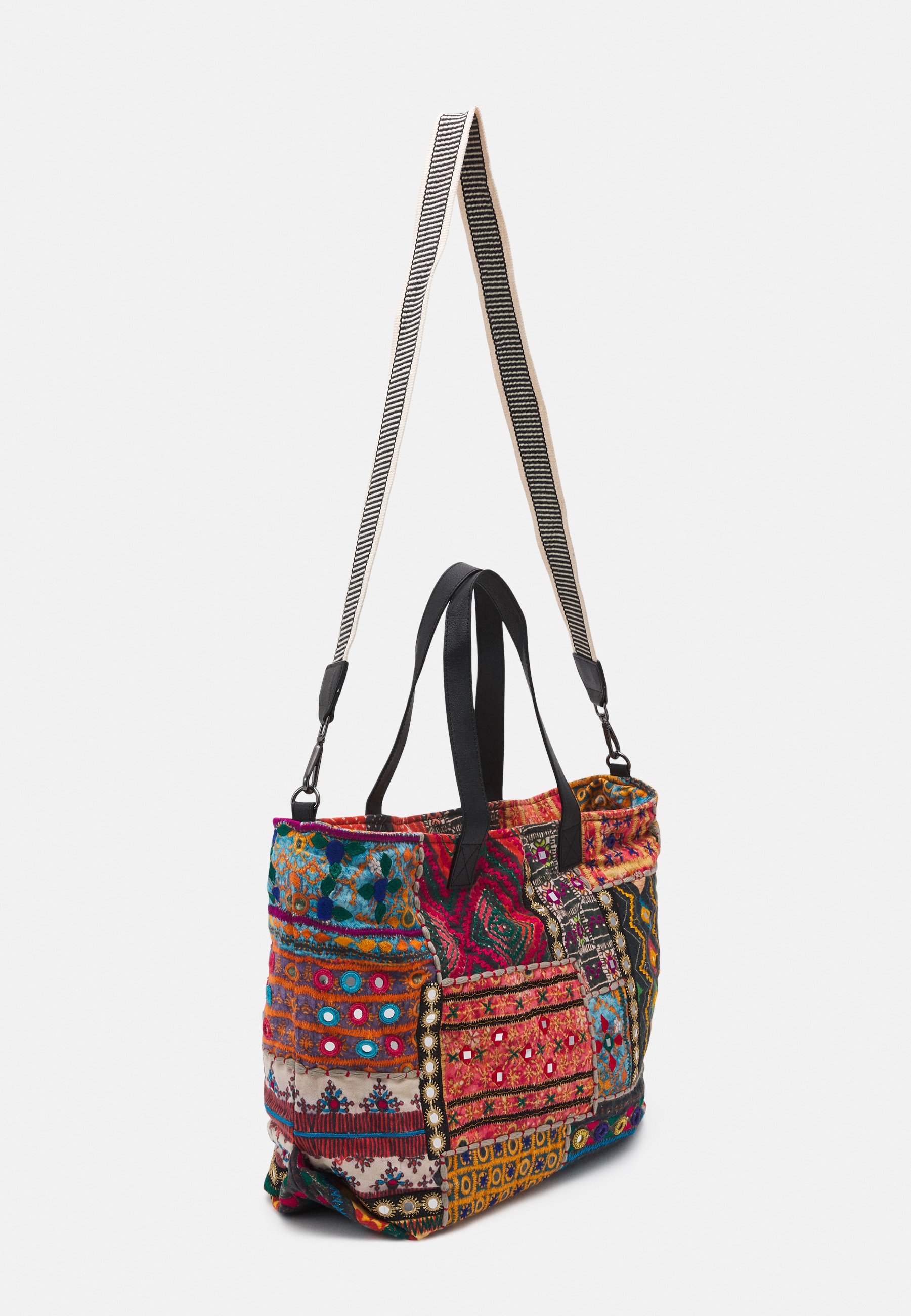 يعتمد تنغمس سخيف bolsos desigual zalando - muradesignco.com